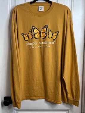 Simply Southern Butterfly ‘Become the Change’ Graphic Long Sleeve Tee. Size XXL.